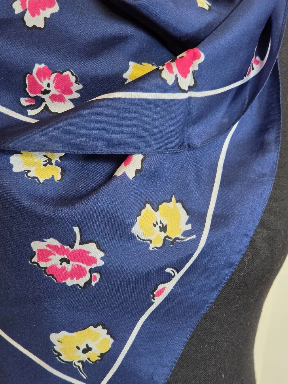 Vintage Sarah Coventry Navy Blue Floral Square Scarf 30